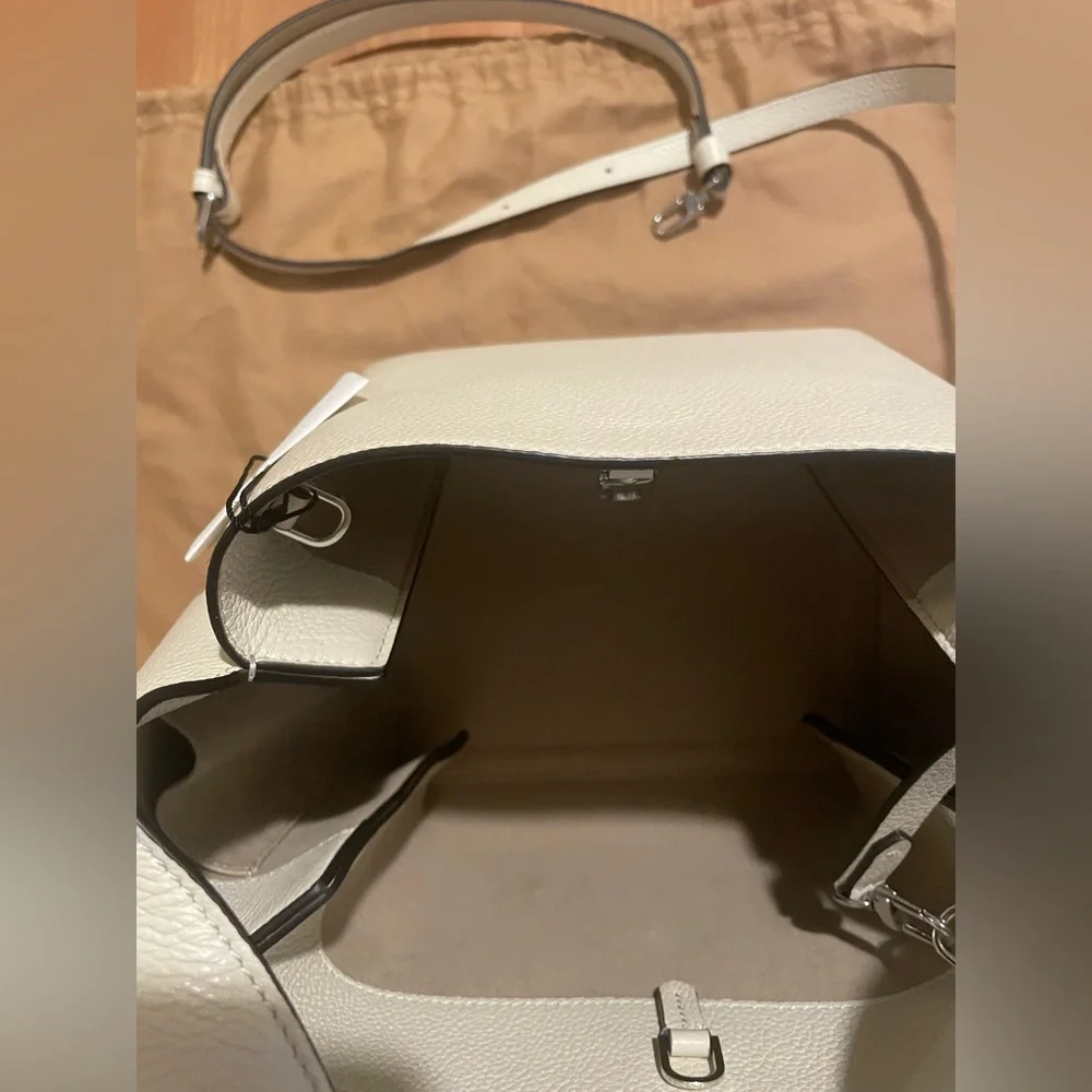 Toteme Bucket Bag - Picture 9 of 15